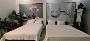 Family Studio, 2 Queen Beds, Non Smoking, Private Bathroom - Mai Viên Homestay & Restaurant (Hue)