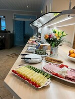 Desayuno buffet incluido todos los días 