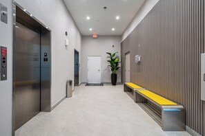 Interior - 2-bedroom apartment in cool Hallandale Beach with WiFi, AC (Hallandale Beach)