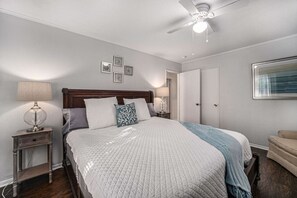 3 chambres, fer et planche à repasser, lit parapluie, Wi-Fi