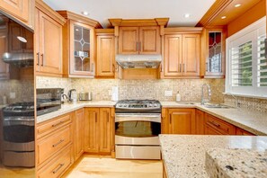 Rumah | 4 kamar tidur