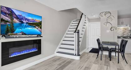 Stylish Mississauga Lower Unit BBQ Yard Paradise