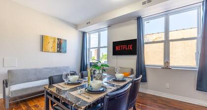 Modern 1BR Getaway Walk to Niagara Falls