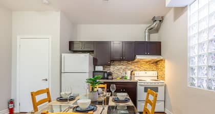 Bright 1BR Apt in Niagara Falls and Scenic Stay