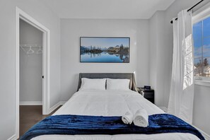 House | 3 bedrooms - Modern Cozy 3BR Home in Oshawa (Oshawa)