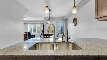 Nhà | 4 phòng ngủ