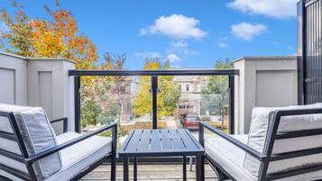 Nhà | 4 phòng ngủ