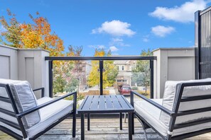 House | 4 bedrooms - Cozy 3BR Home Parking Near Kitchener Attractions (Kitchener)