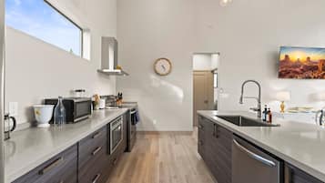 House | 2 bedrooms, Internet
