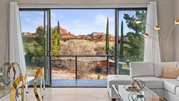 Apartment | 2 bedrooms, Internet