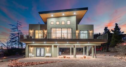 NEW Moondance Private Studio Cathedral Rock Hiking