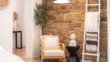 House | 4 bedrooms, desk, Internet