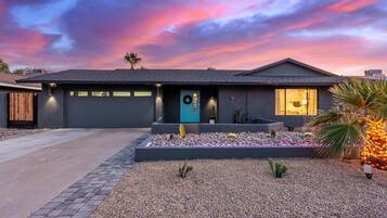 House | 3 bedrooms, Internet