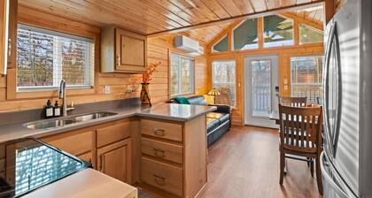 NEW Moondance Majestic Mini Cabin Cathedral Rock