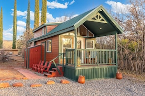 House | 2 bedrooms - NEW Moondance Majestic Mini Cabin Cathedral Rock (Sedona)