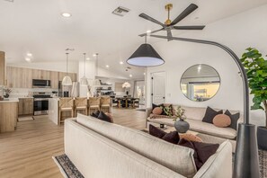 House | 4 bedrooms, Internet