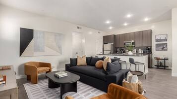 2 bedrooms, Internet