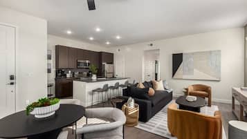 Apartment | 2 bedrooms, Internet