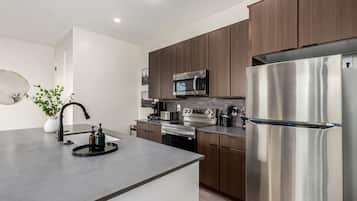 2 bedrooms, Internet