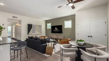 Apartment, Accessible | 2 bedrooms, Internet