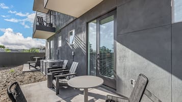 2 bedrooms, Internet