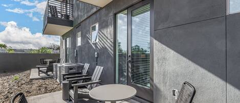 Apartment, Accessible | 2 bedrooms, Internet