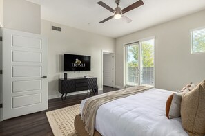 1 bedroom, Internet - Macallister 1007 N Scottsdale Close2golf Htd Pool (Scottsdale)