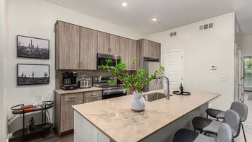 Apartment, Accessible | 1 bedroom, Internet