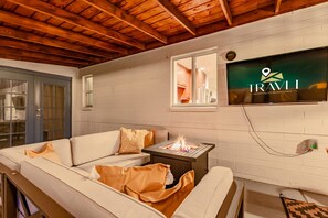 4 bedrooms, Internet - Desert Diamond Oasis Private Pool Bar Games (Scottsdale)