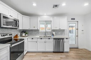 House | 4 bedrooms, Internet