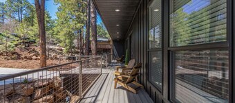 Le Cabin Noir LUX Alpine Retreat Spa BBQ