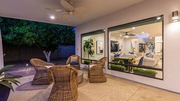 House | 5 bedrooms, Internet