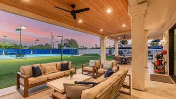 6 bedrooms, Internet