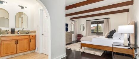 獨棟房屋 | 4 間臥室、書桌、網路服務