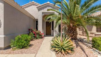 House | 4 bilik tidur, Internet