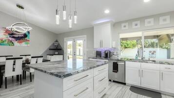 Casa, con acceso para personas discapacitadas | 3 habitaciones y internet