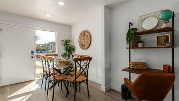 Apartment | 2 bedrooms, Internet