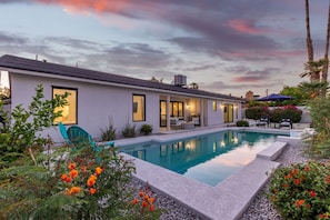 House | 4 bedrooms, Internet - The Kingsley Custom Heated Pool Chef Kitchen Chess (Scottsdale)