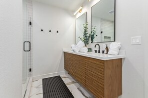 Ferienhaus, barrierefrei | 4 Schlafzimmer, Internetzugang