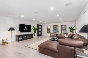 House, Accessible | 5 bedrooms, Internet - The Ace Experience 2 Masters Heated Pool Hot Tub (Scottsdale)
