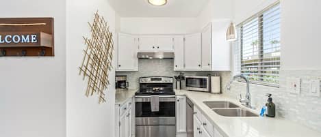 2 bedrooms, Internet