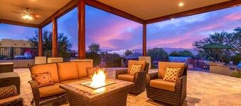 Desert Foothils Rustic Resort Oasis w Pool Spa