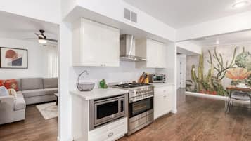 4 bedrooms, Internet