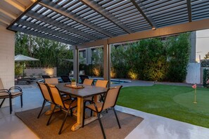 House | 4 bedrooms, Internet - Ochenta Modern Retreat Htd Pool Spa Putt Grn Gym (Scottsdale)