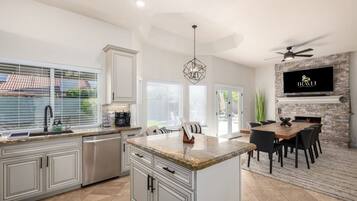 4 bedrooms, Internet