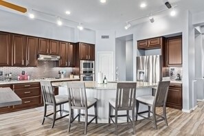 House | 4 bedrooms, Internet