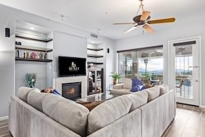 House | 4 bedrooms, Internet