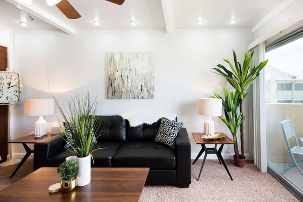 Apartment | 1 bedroom, Internet - Walk 2 Old Town - Pool View Fashion Square (Scottsdale)