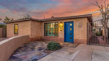 Rumah | 2 kamar tidur dan internet