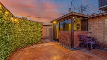 Rumah | 2 kamar tidur dan internet